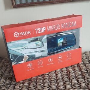 YADA 720P Mirror Roadcam